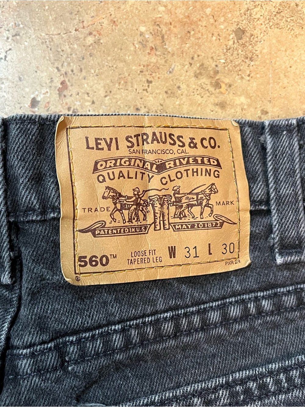 Vintage Levi’s 560 Mens Orange Tab Loose Fit Tapered Leg Jeans Made In USA 29x30 - Picture 3 of 9